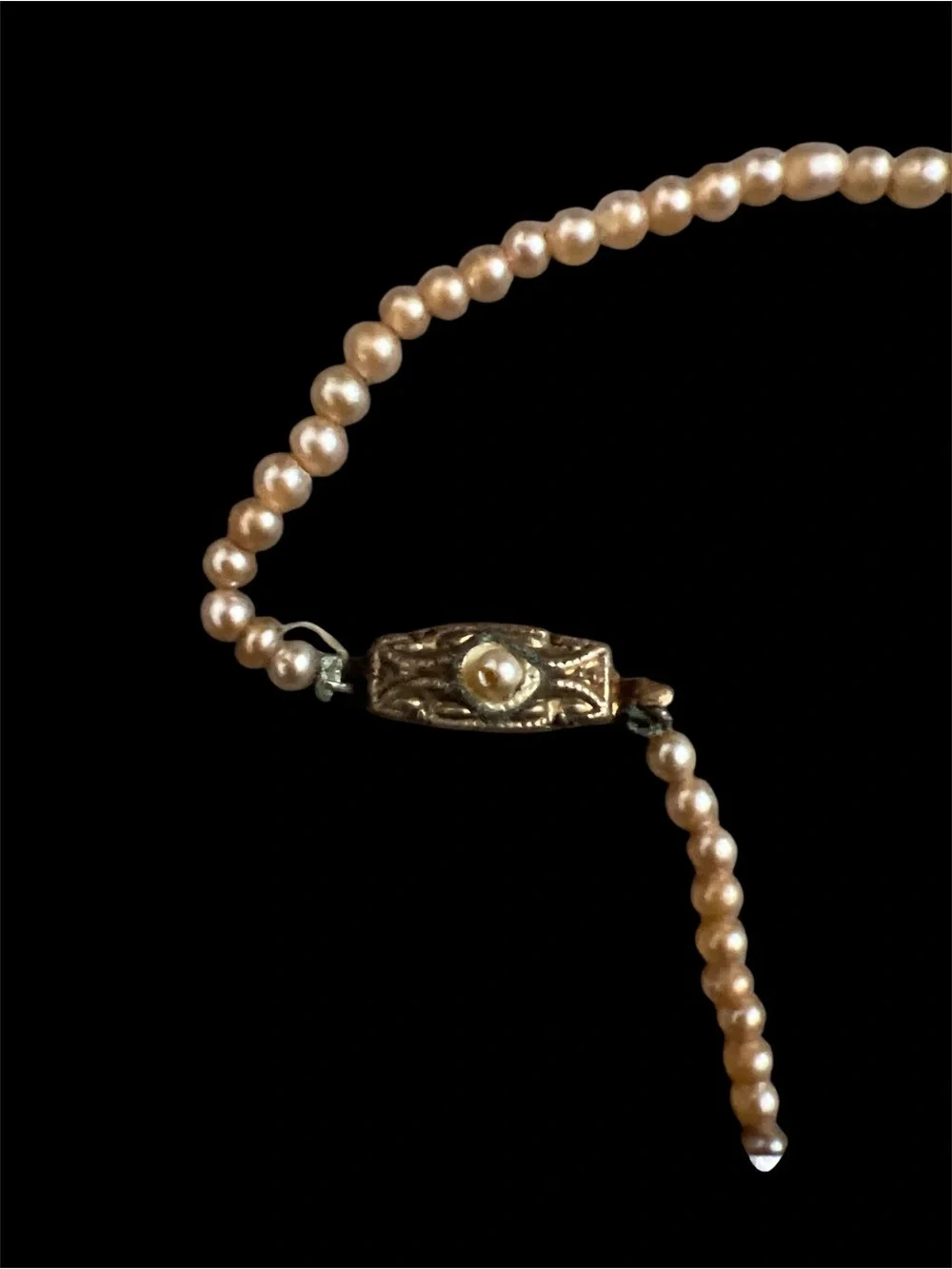 Vintage Pearl Champagne Strand Necklace - c 1940s NWT